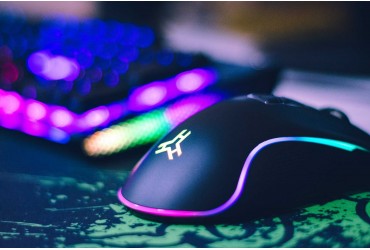 Comment choisir et configurer une souris gamer